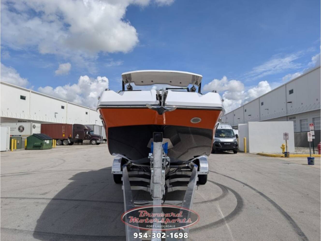 A photo of this 2026 Scarab SB285 LX WAKE