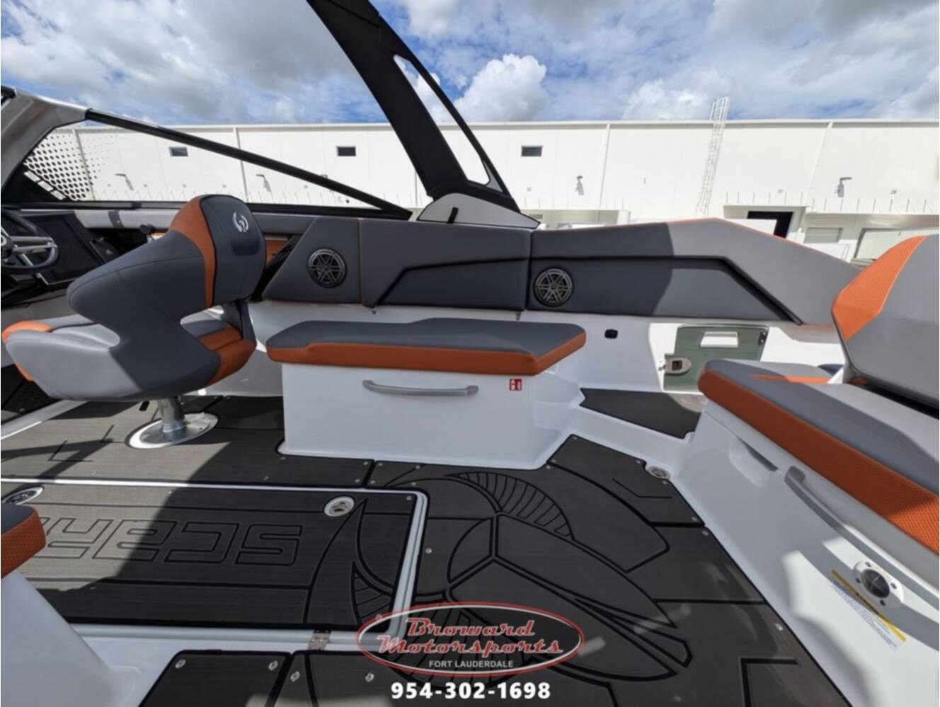 A photo of this 2026 Scarab SB285 LX WAKE