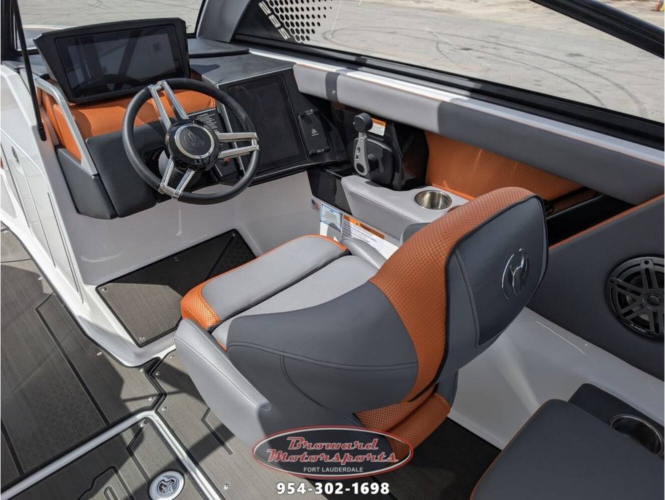 A photo of this 2026 Scarab SB285 LX WAKE