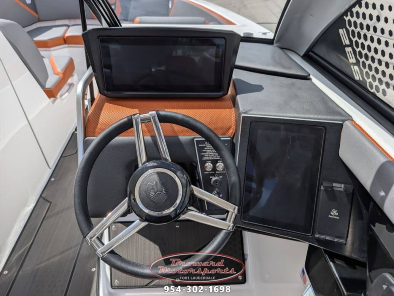 A photo of this 2026 Scarab SB285 LX WAKE