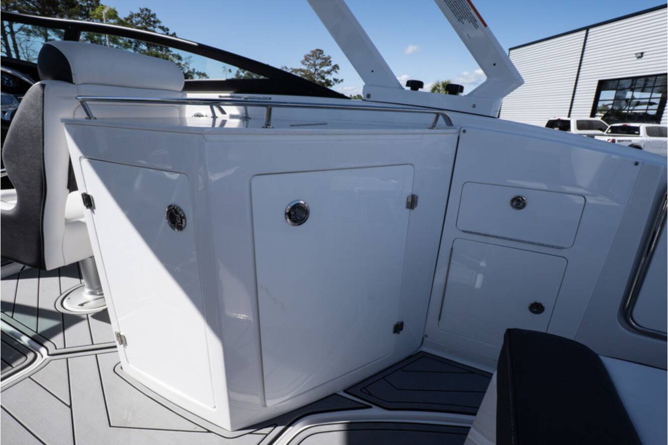 A photo of this 2025 Monterey M65 SERIES