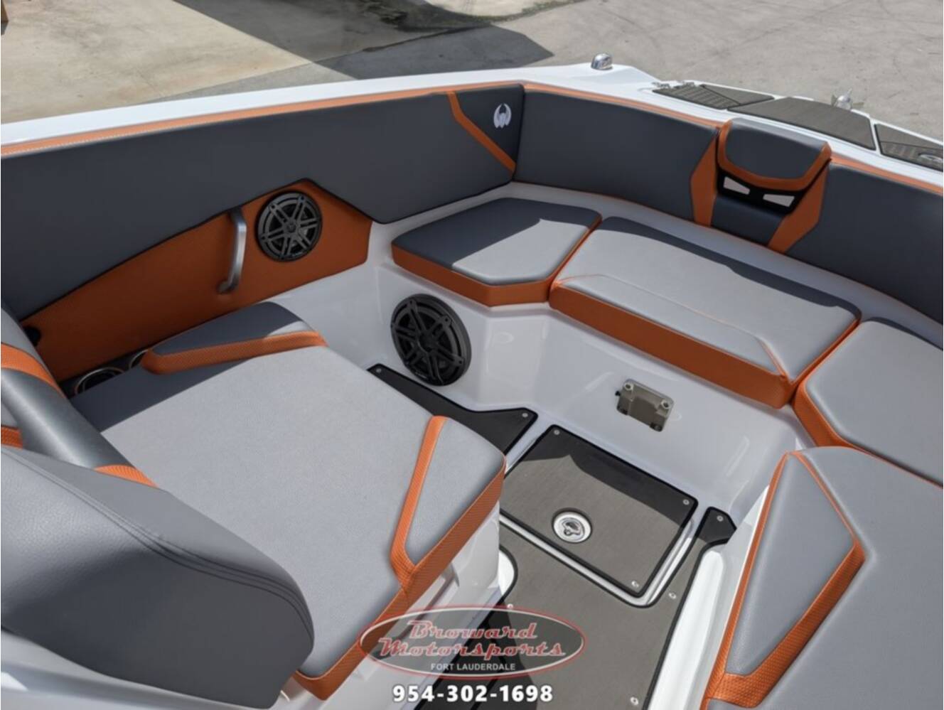 A photo of this 2026 Scarab SB285 LX WAKE