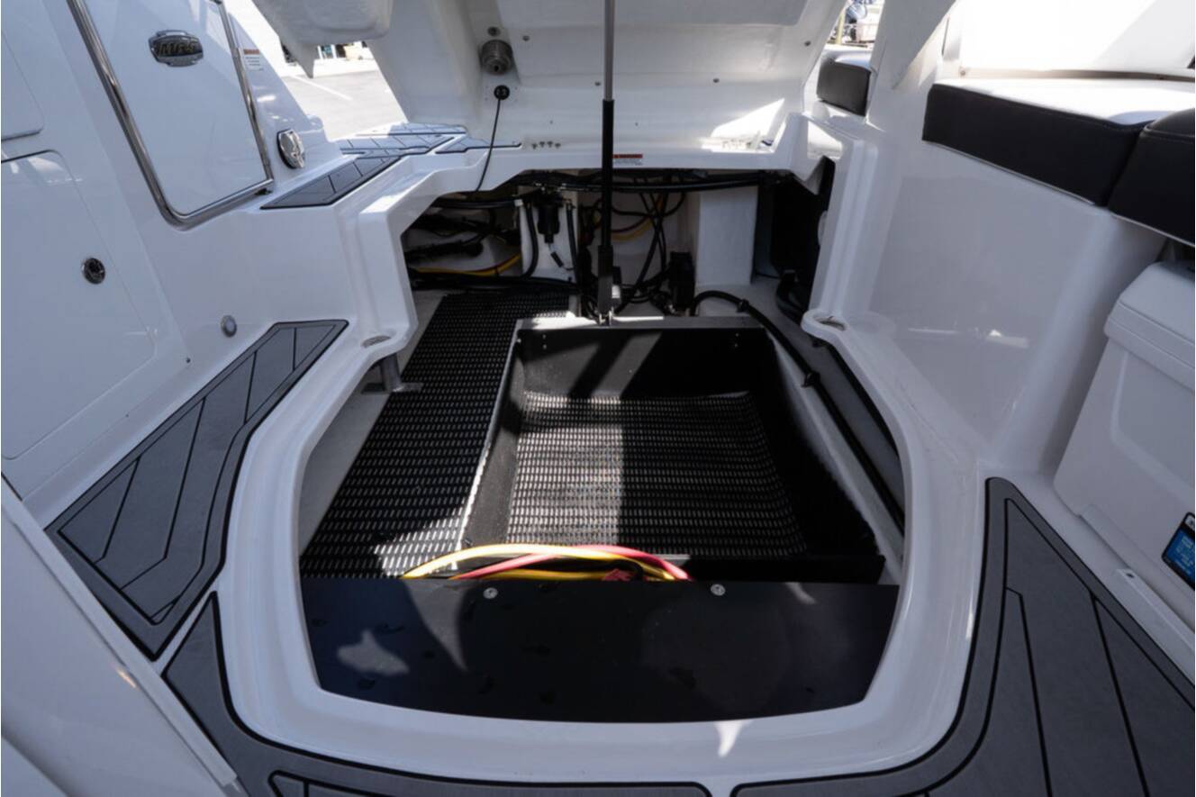 A photo of this 2025 Monterey M65 SERIES