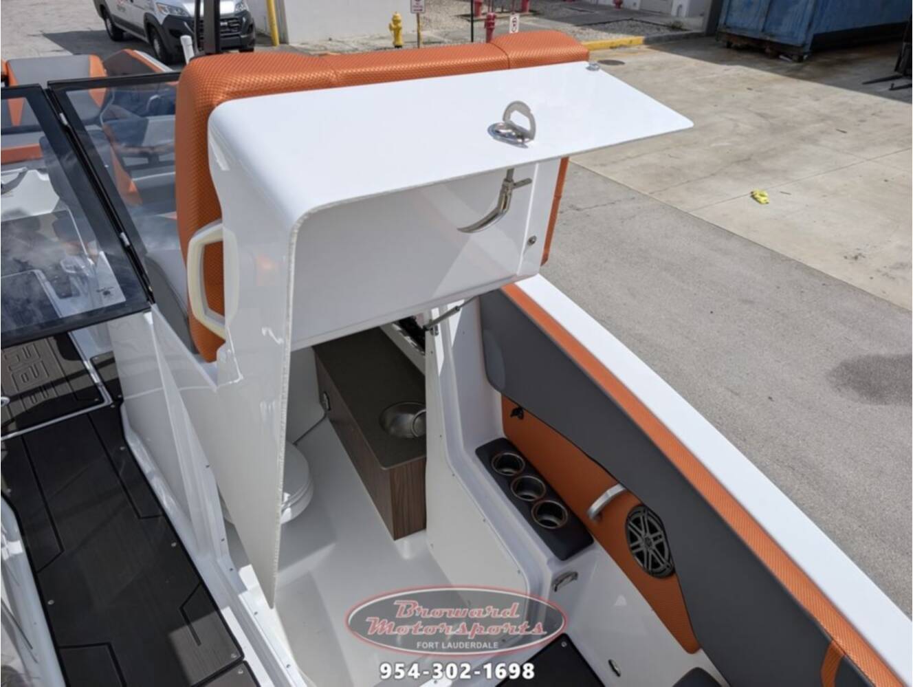 A photo of this 2026 Scarab SB285 LX WAKE