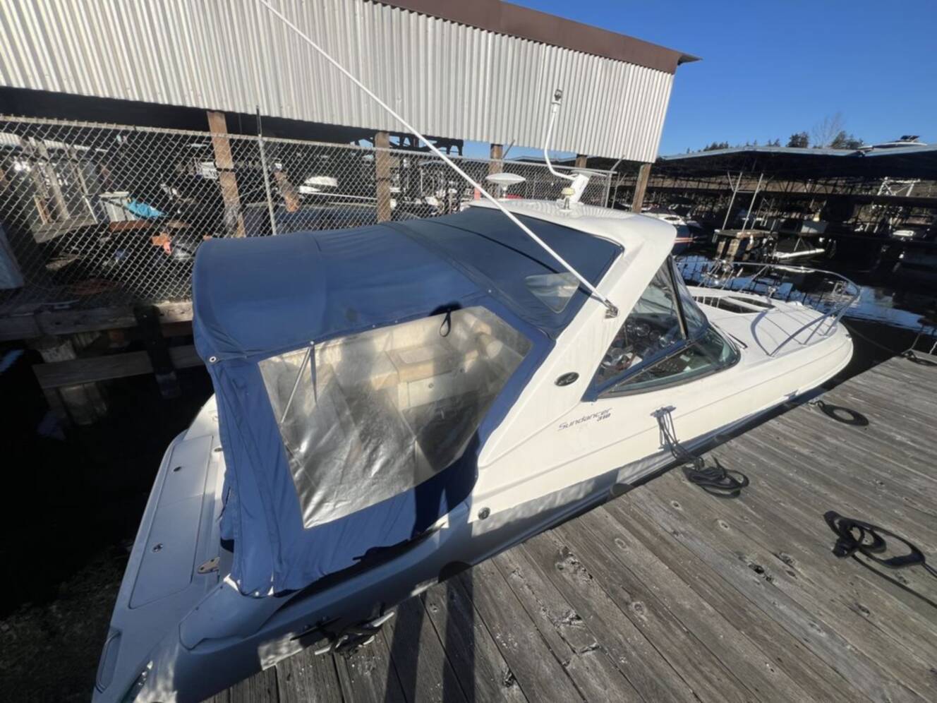 A photo of this 2013 Sea Ray 310 Sundancer