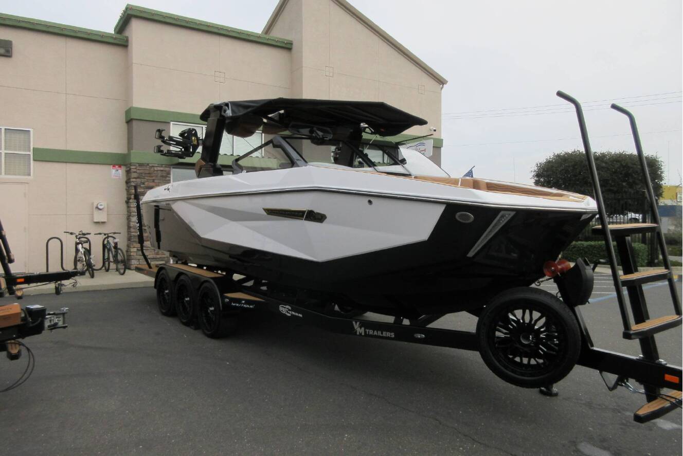 A photo of this 2026 Nautique Super Air G25