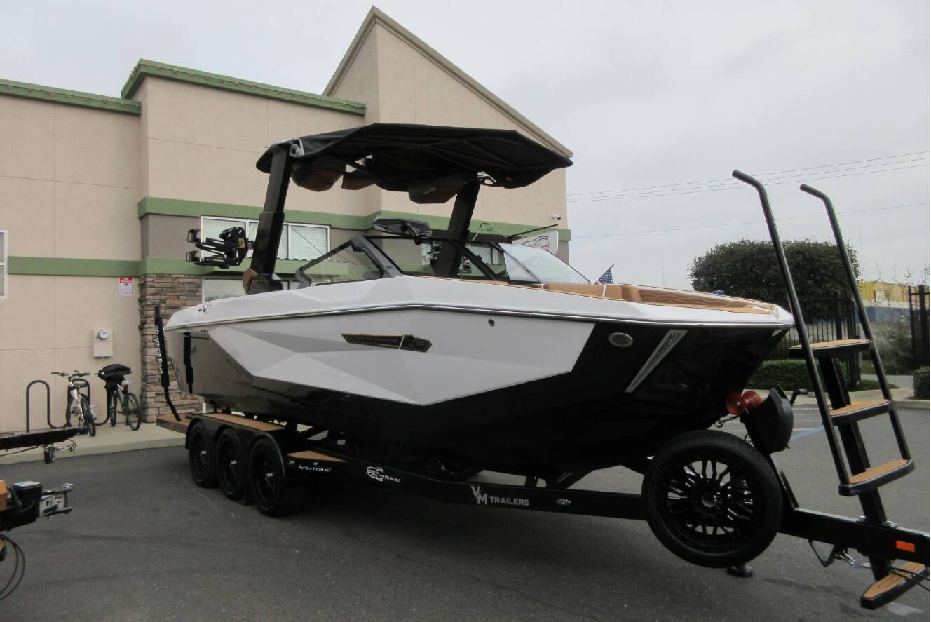 A photo of this 2026 Nautique Super Air G25