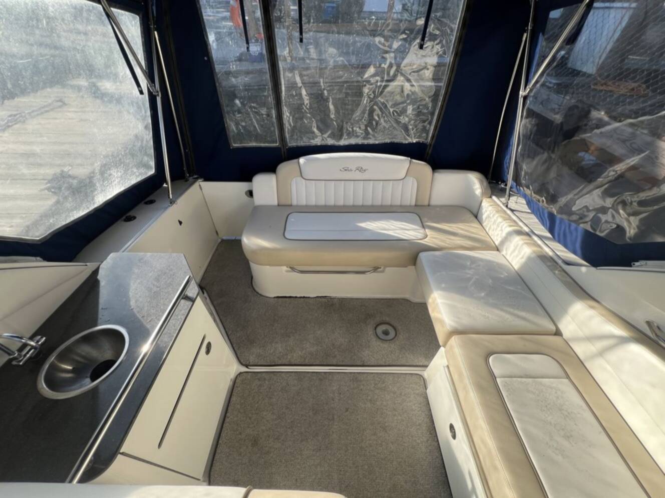A photo of this 2013 Sea Ray 310 Sundancer