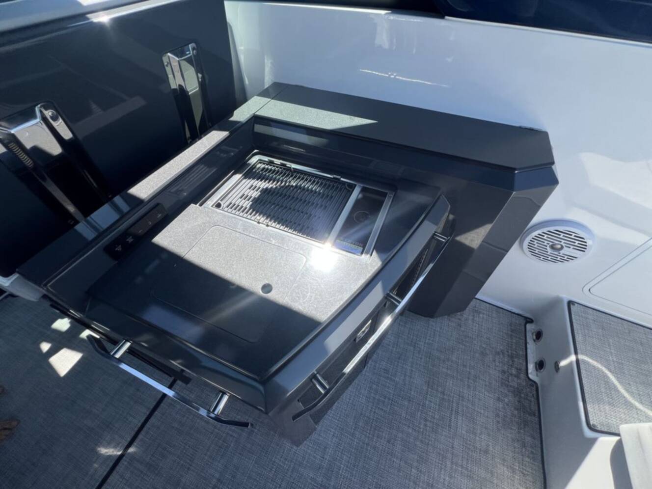 A photo of this 2020 Cobalt Boats A36