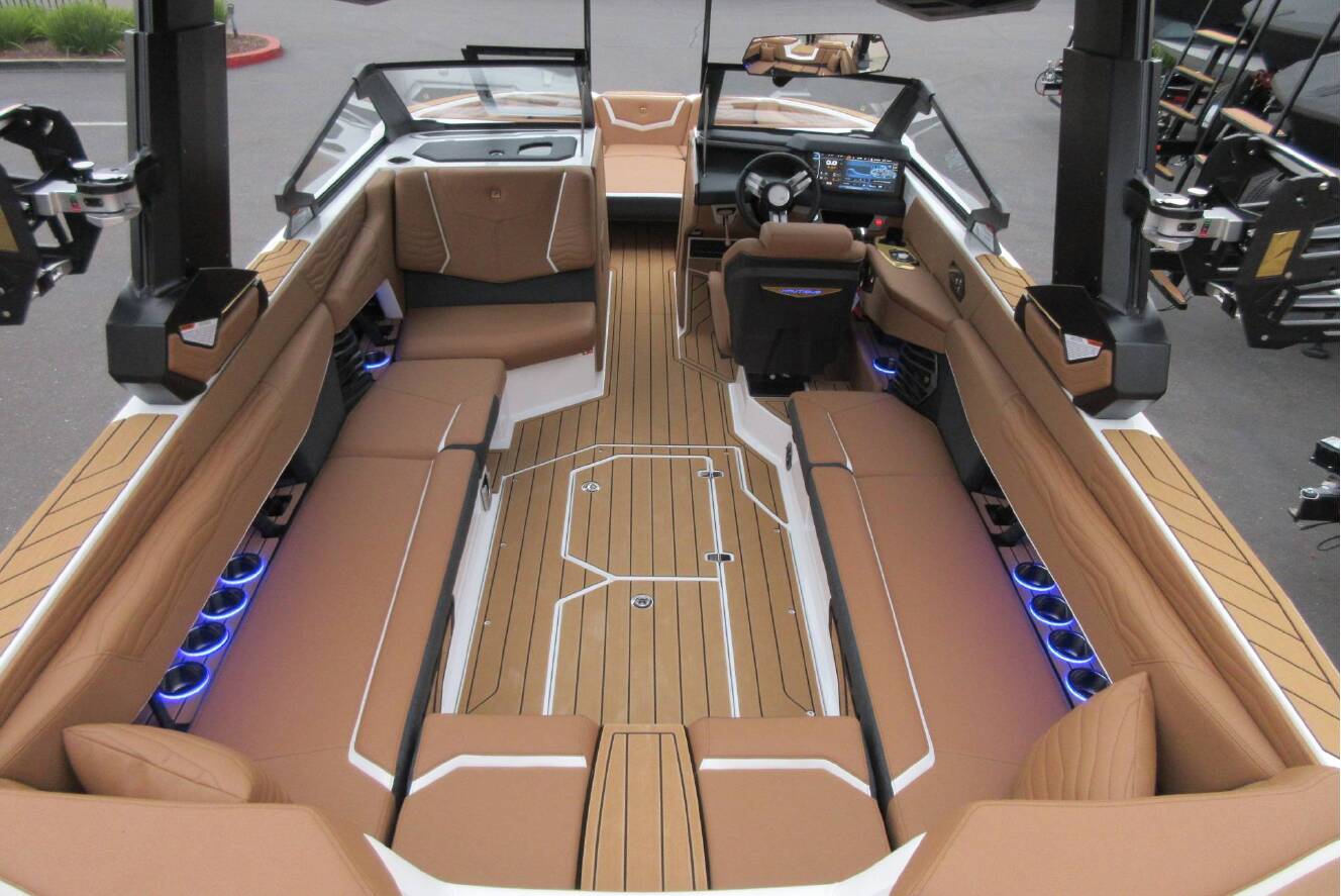 A photo of this 2026 Nautique Super Air G25
