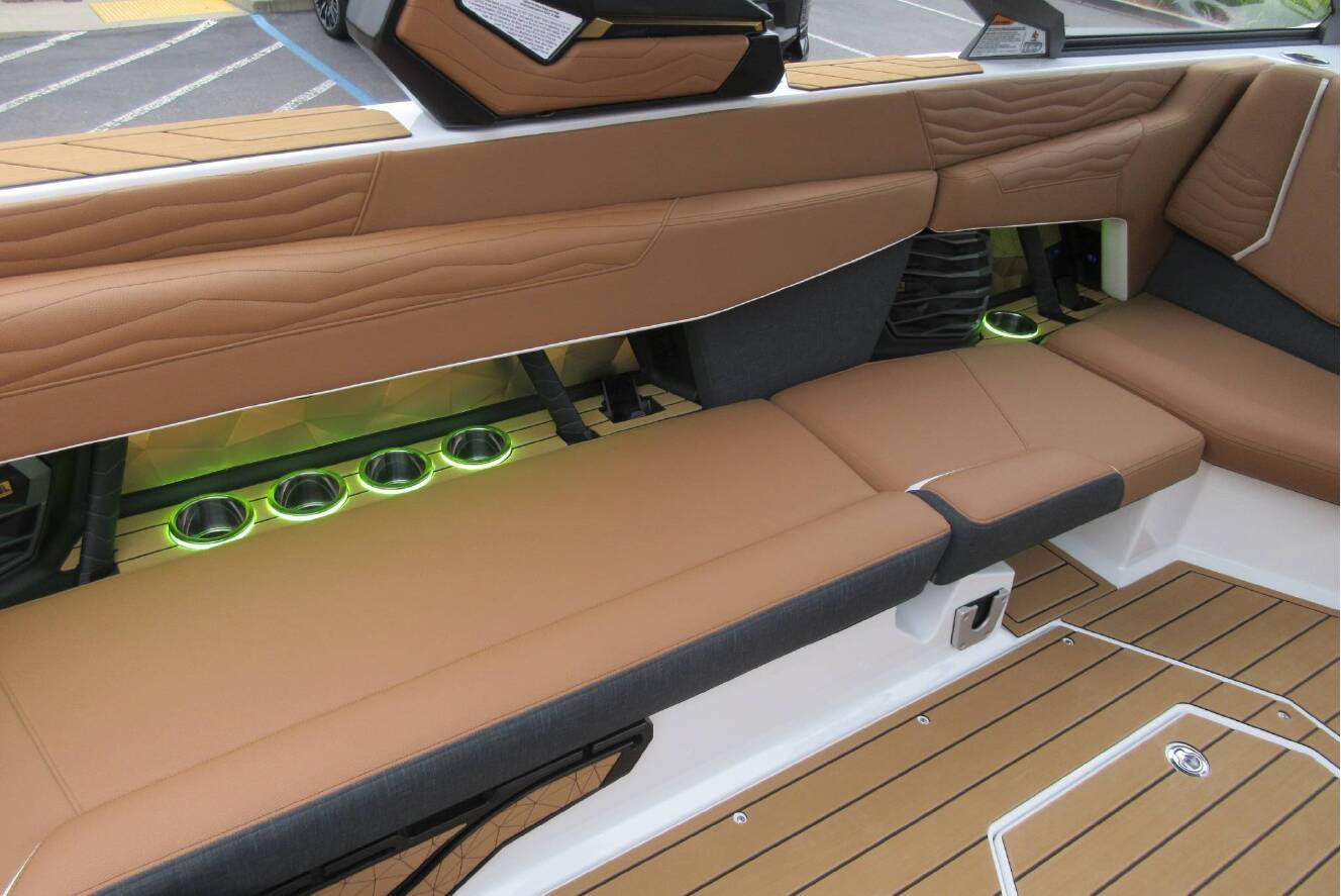 A photo of this 2026 Nautique Super Air G25
