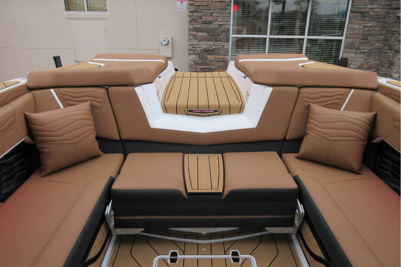 A photo of this 2026 Nautique Super Air G25