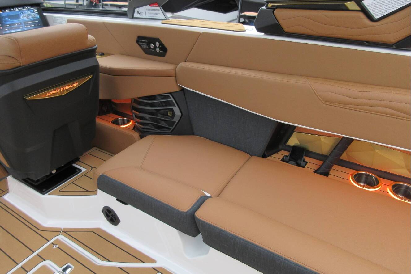 A photo of this 2026 Nautique Super Air G25