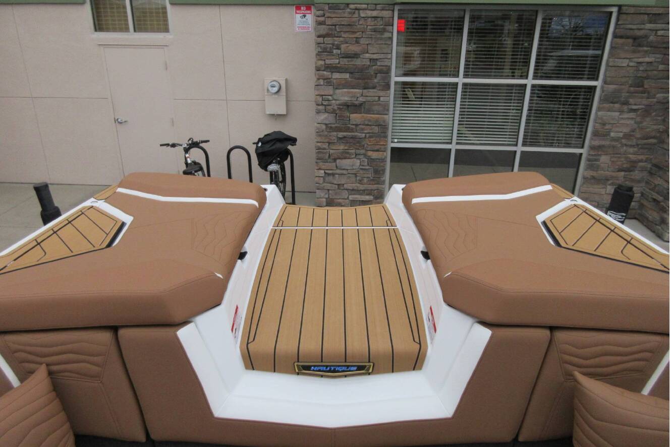 A photo of this 2026 Nautique Super Air G25