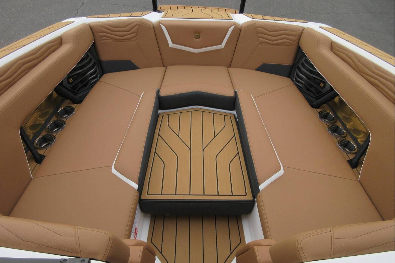 A photo of this 2026 Nautique Super Air G25