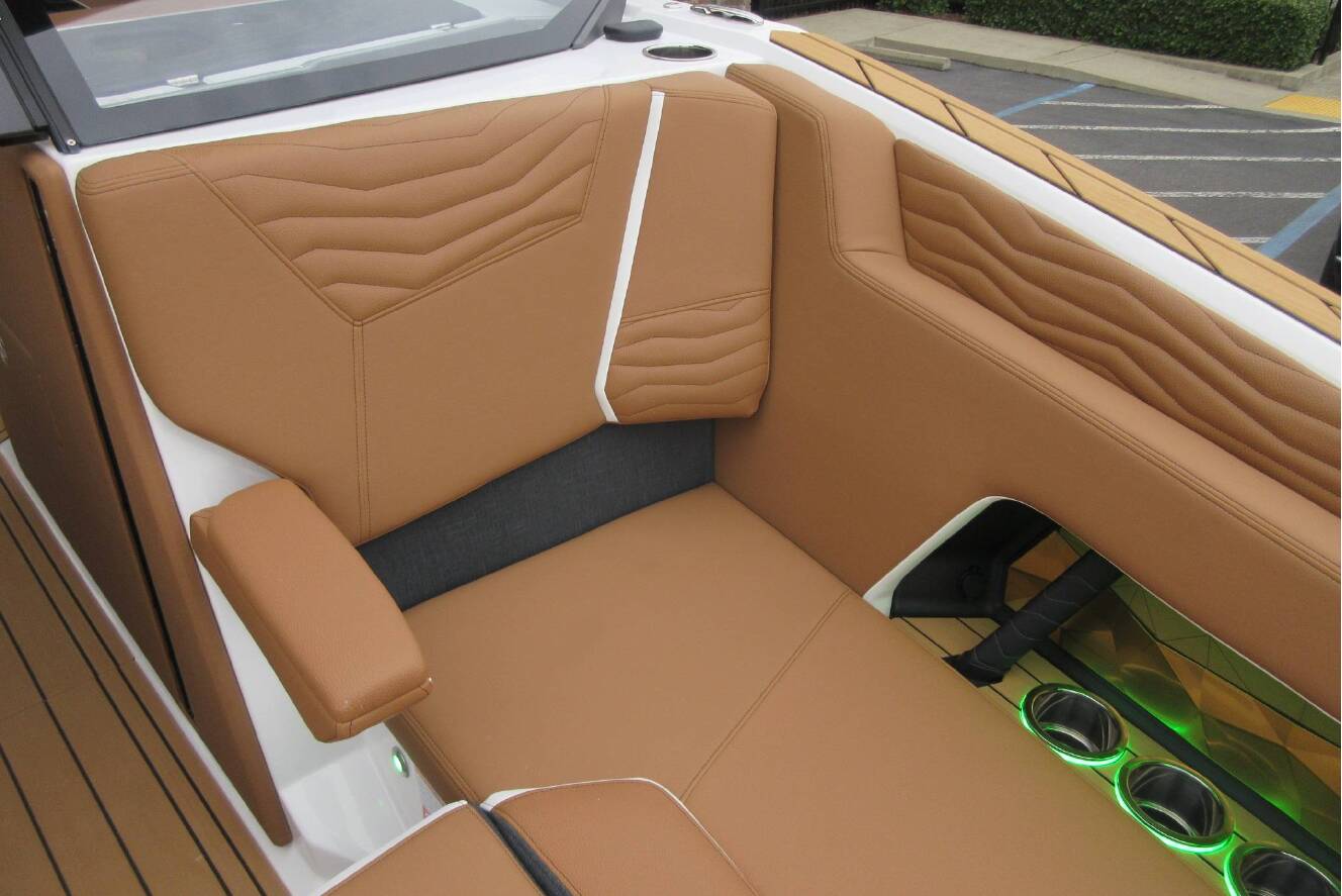A photo of this 2026 Nautique Super Air G25