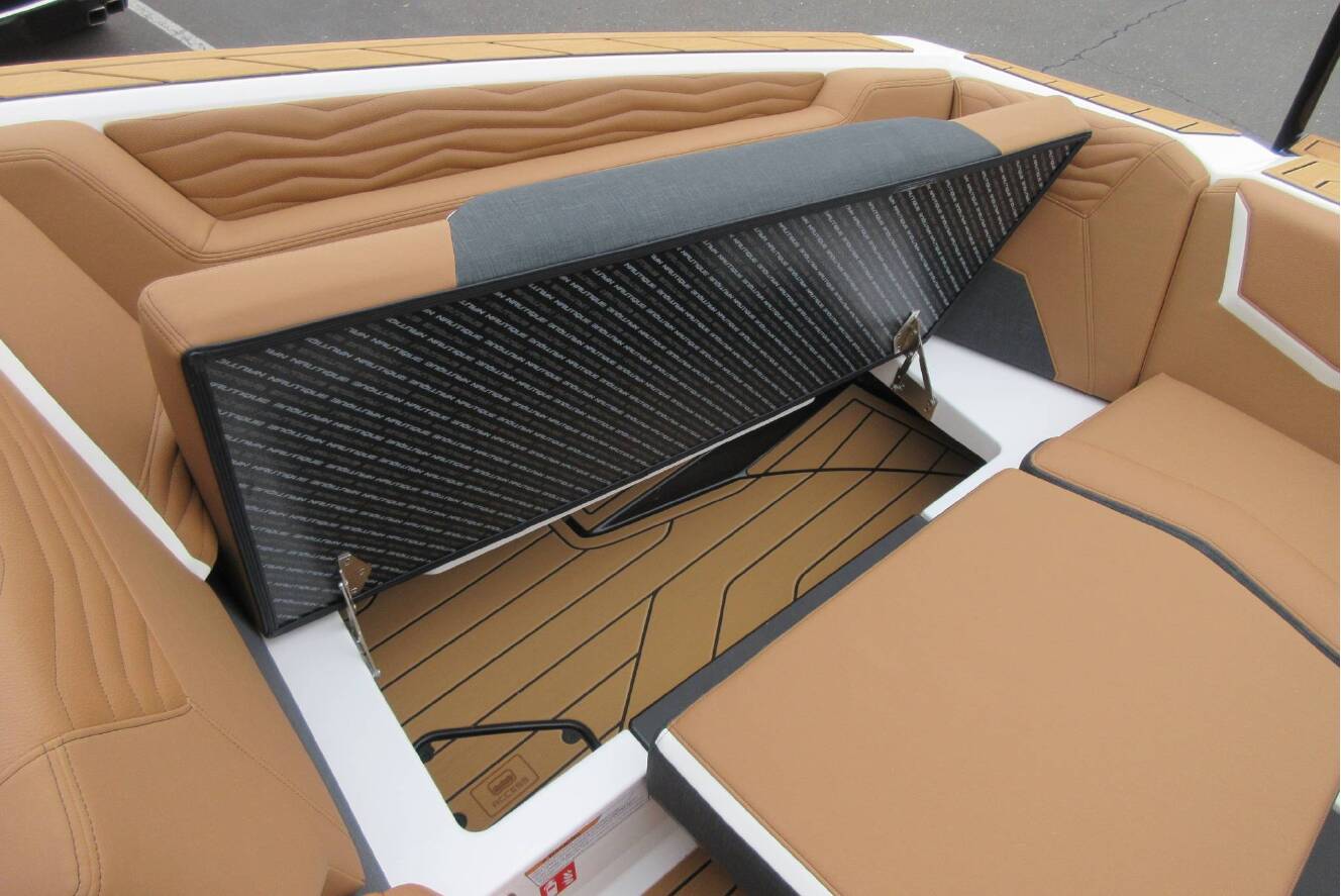 A photo of this 2026 Nautique Super Air G25