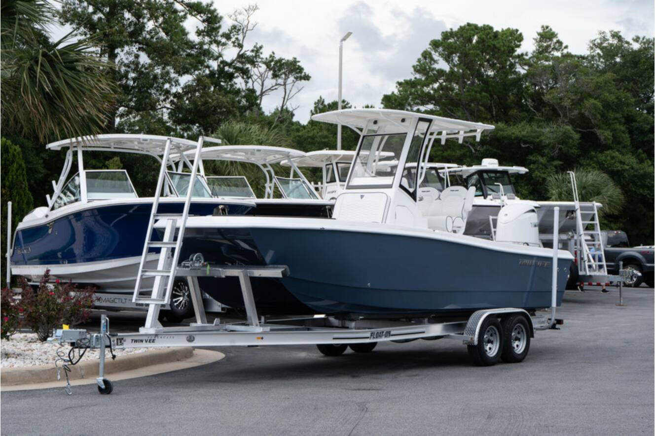 A photo of this 2026 Twin Vee 22 BAYCAT