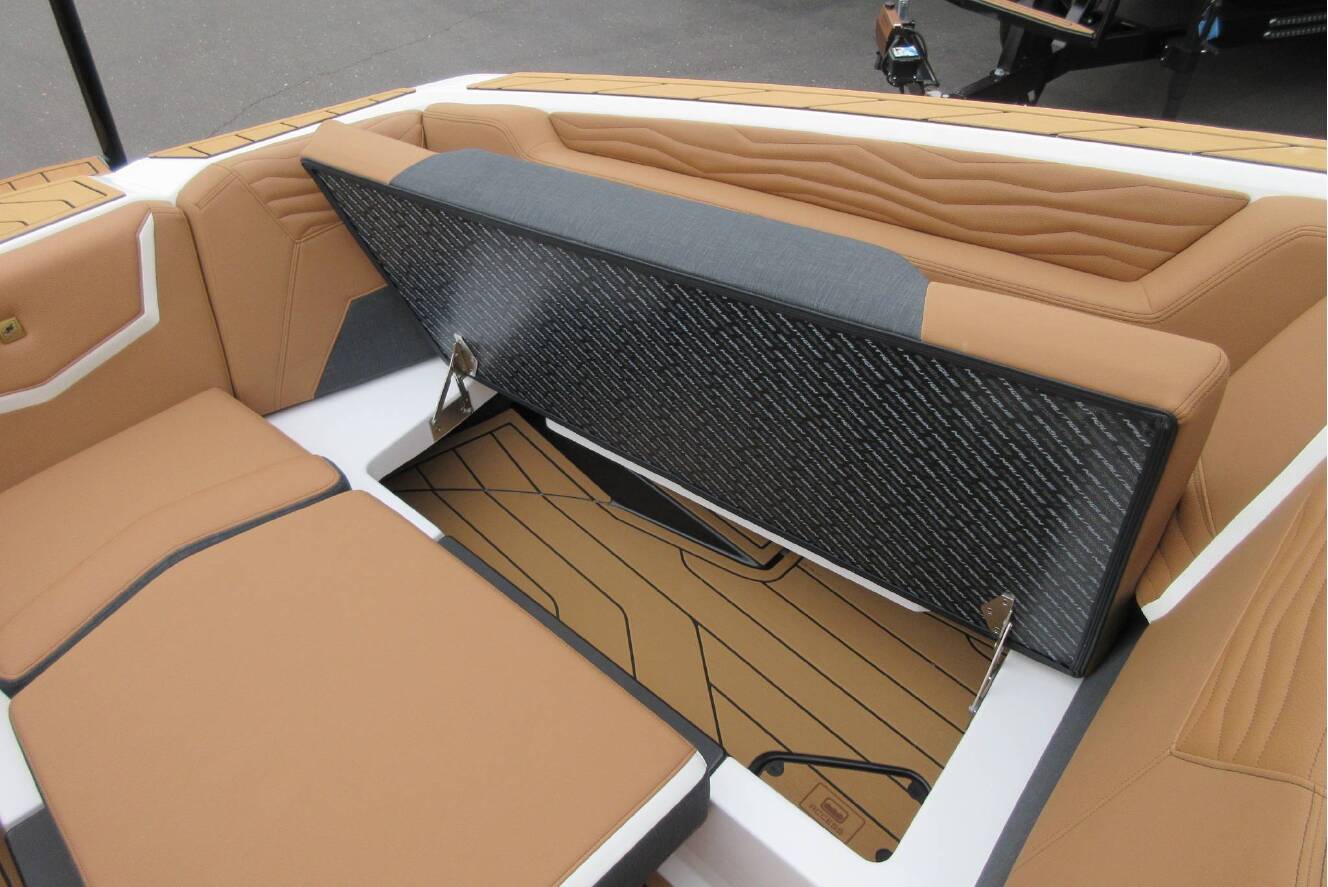 A photo of this 2026 Nautique Super Air G25