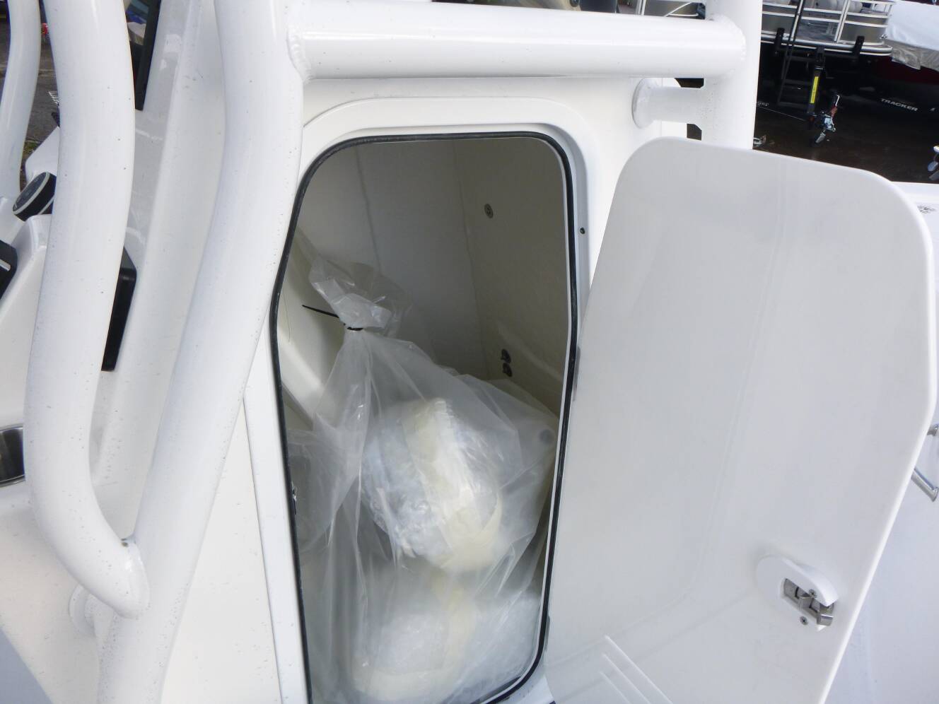 A photo of this 2025 Sea Pro 230 Bay