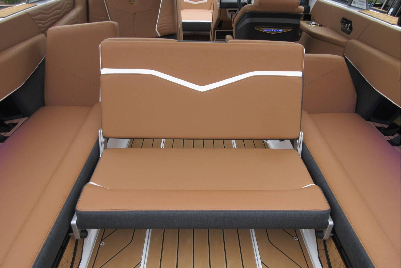 A photo of this 2026 Nautique Super Air G25