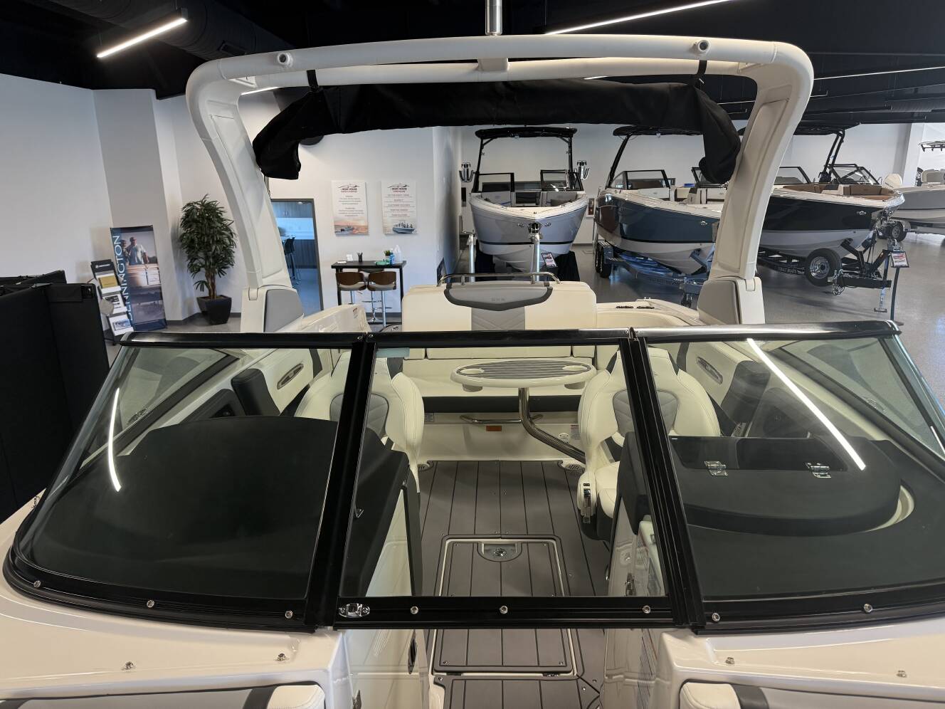 A photo of this 2023 Chaparral 267 SSX