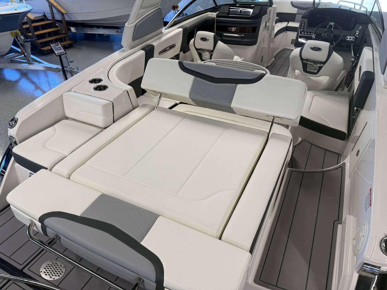 A photo of this 2023 Chaparral 267 SSX