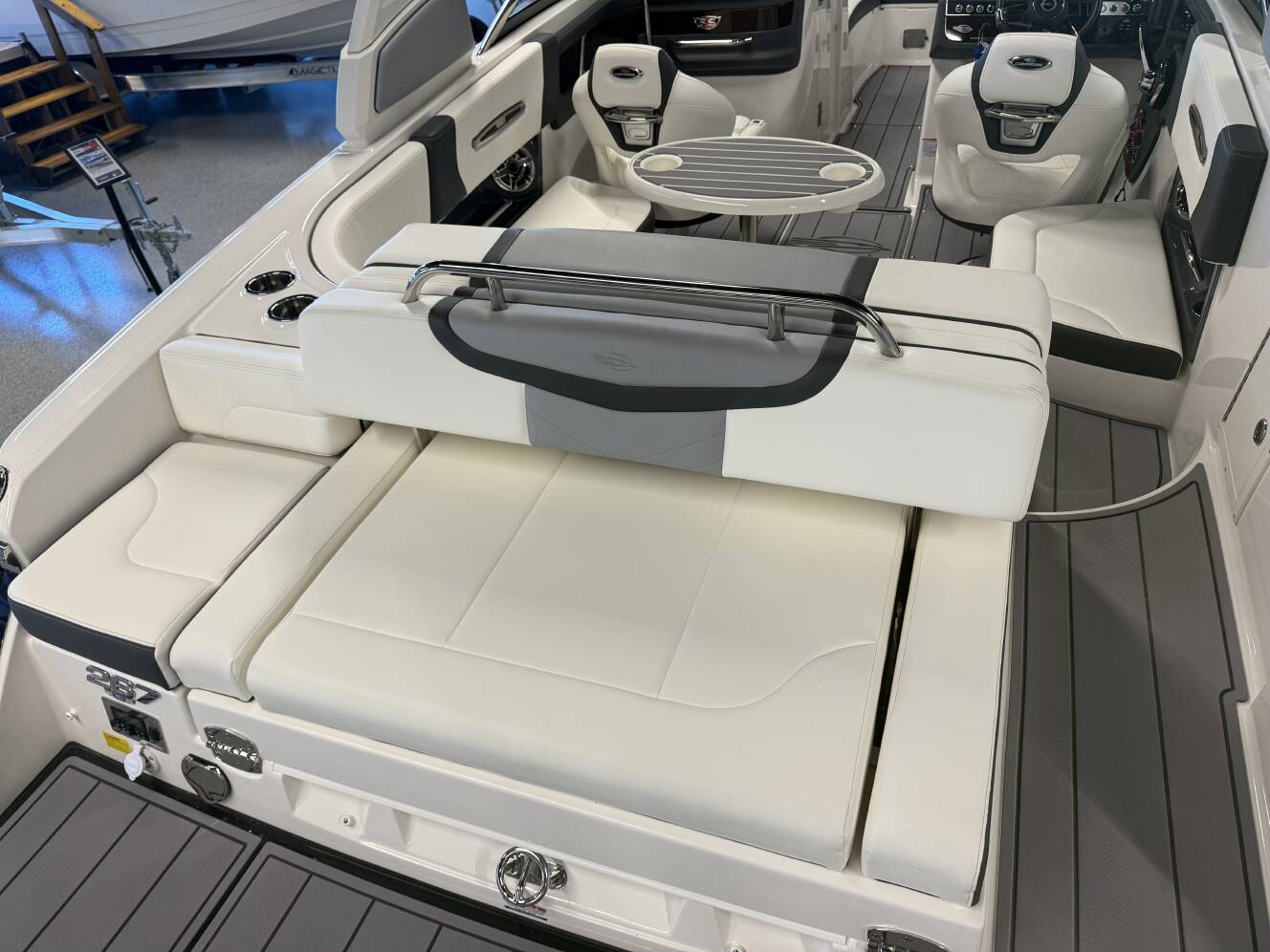 A photo of this 2023 Chaparral 267 SSX