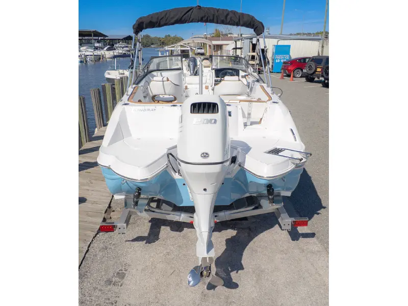 2026 Stingray 231DC