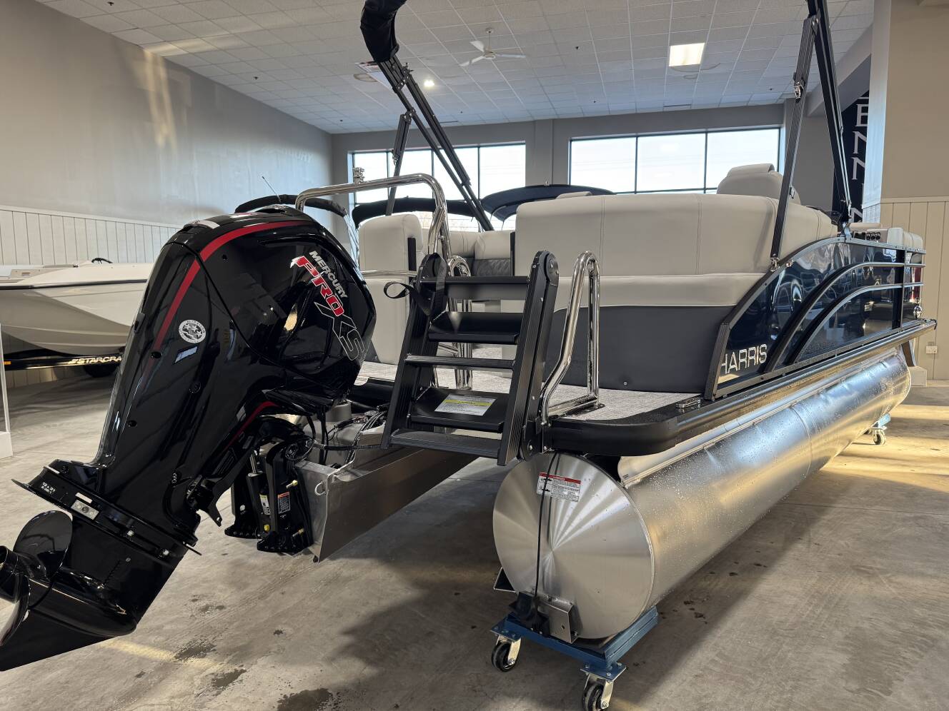 A photo of this 2026 Harris Cruiser 210 CWDH