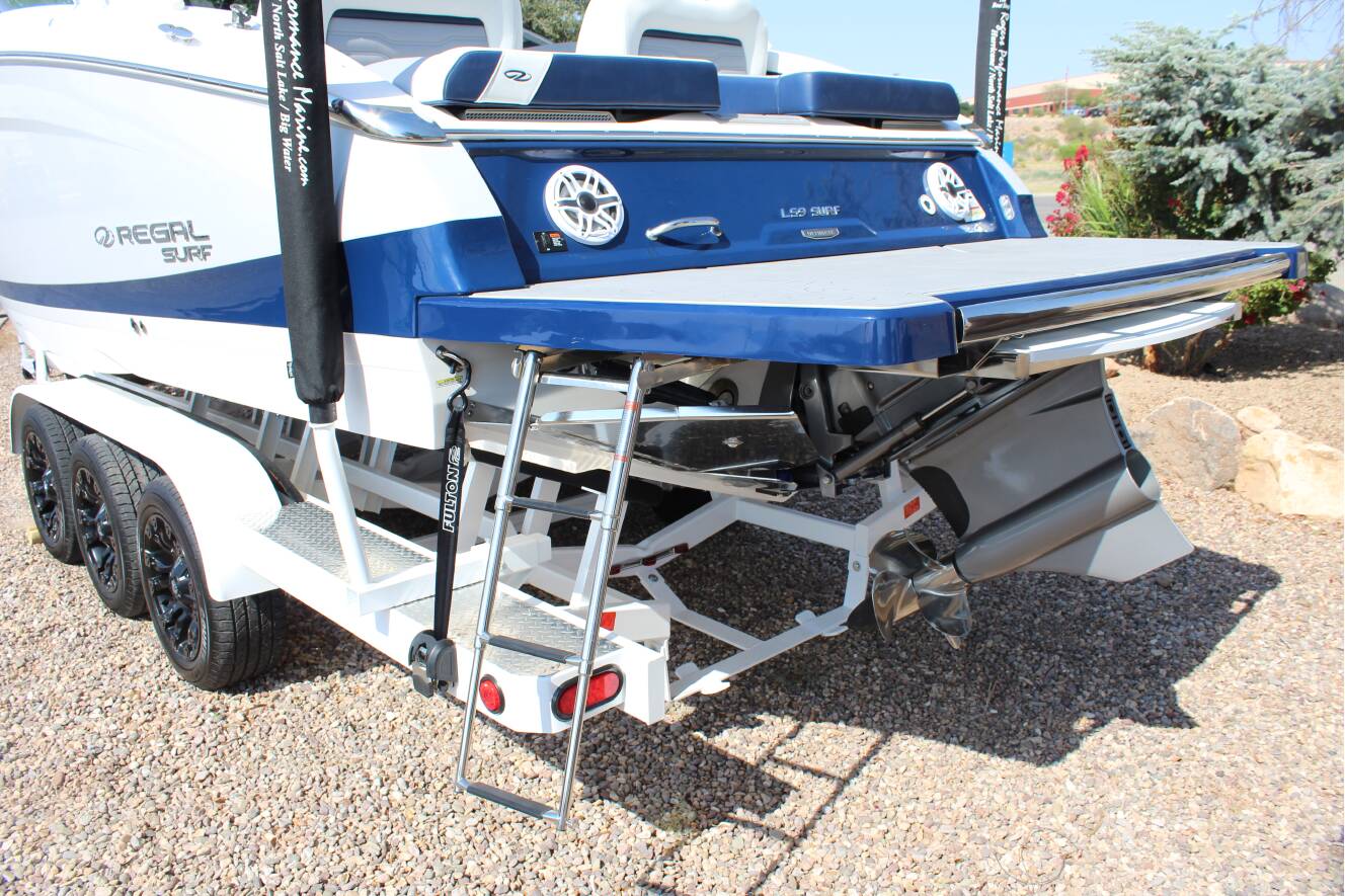 A photo of this 2026 Regal LS9 Surf Ultimate
