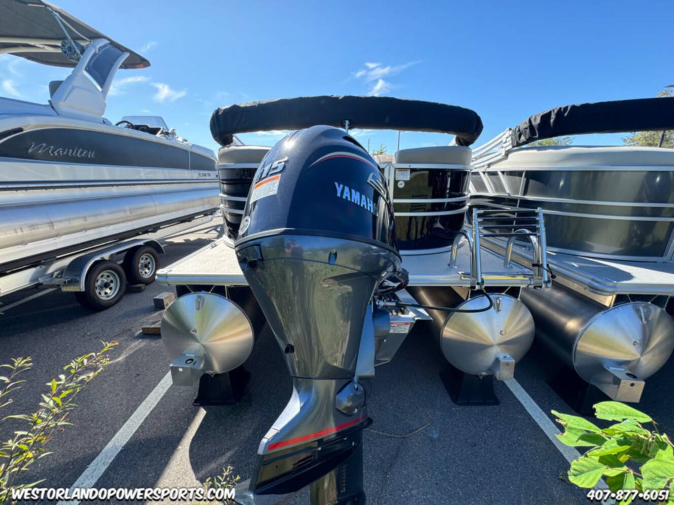 A photo of this 2025 Sylvan 822 LZ