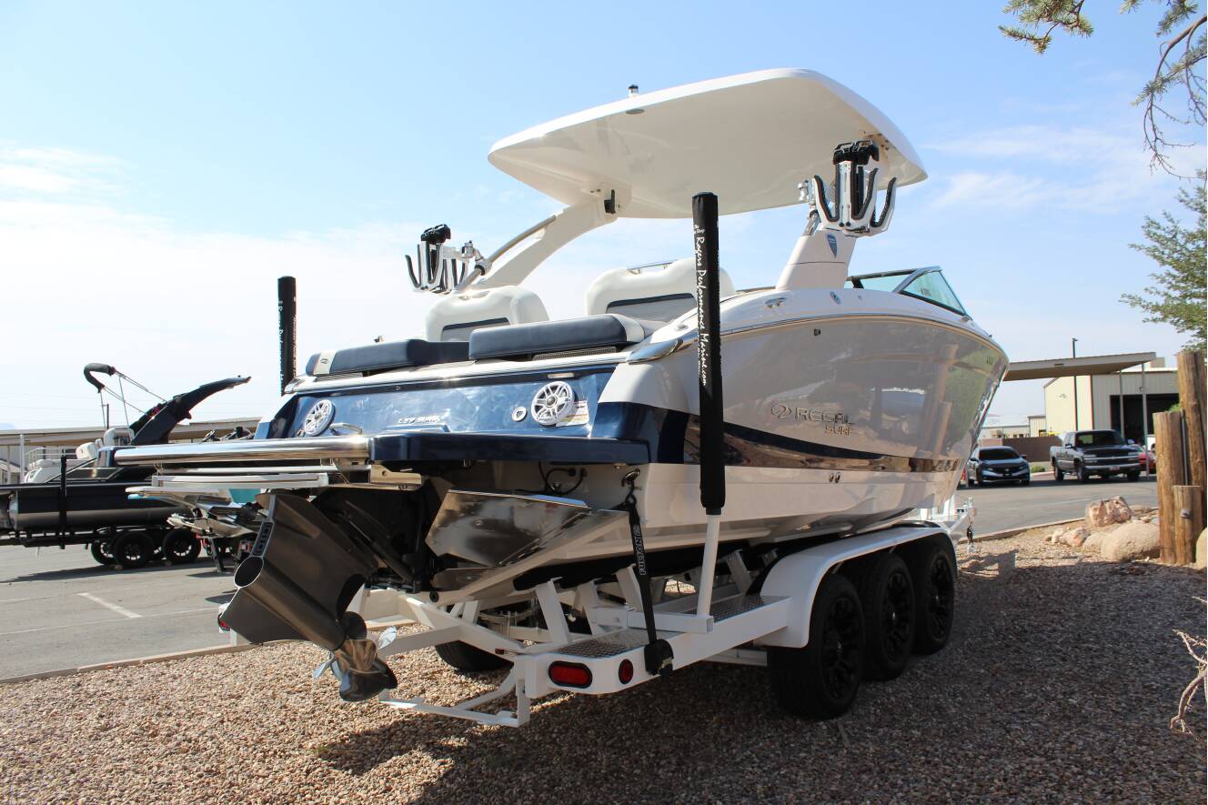 A photo of this 2026 Regal LS9 Surf Ultimate