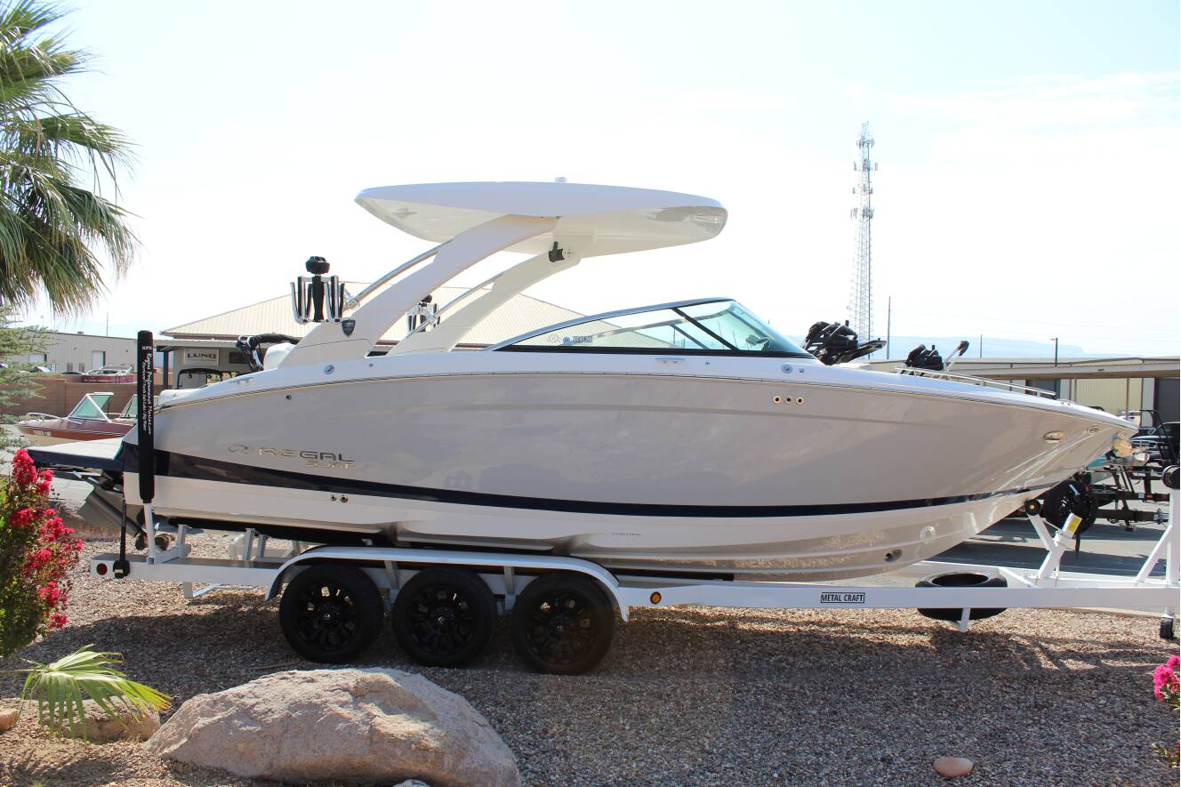 A photo of this 2026 Regal LS9 Surf Ultimate