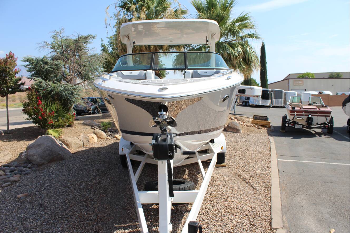 A photo of this 2026 Regal LS9 Surf Ultimate