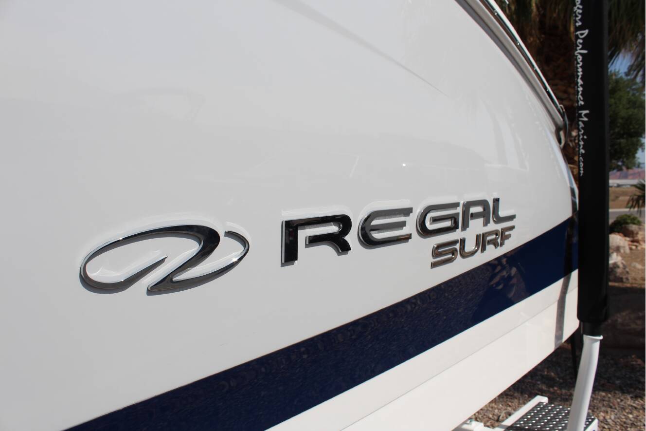 A photo of this 2026 Regal LS9 Surf Ultimate