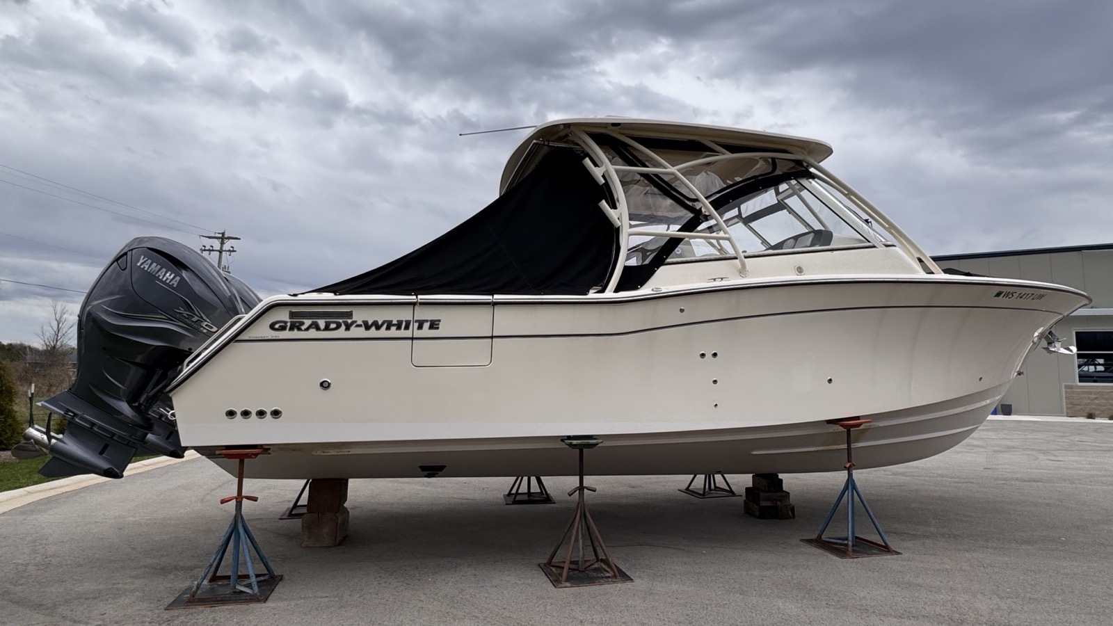 2021 Grady-White Freedom 335 375 in sister bay WI