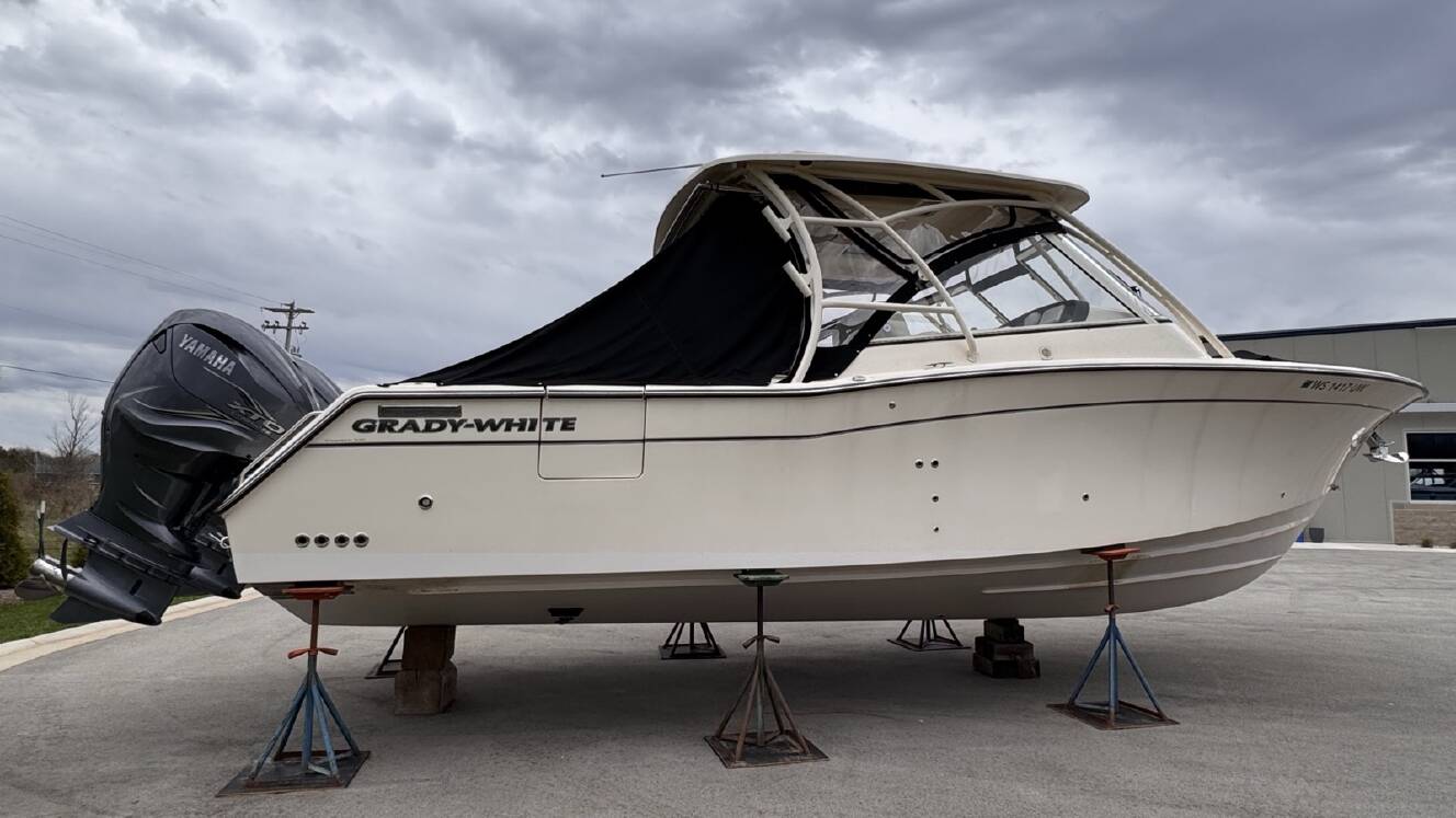 A photo of this 2021 Grady-White Freedom 335