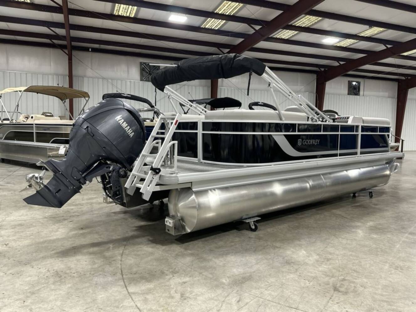 A photo of this 2025 Sweetwater Xperience 2286 SBX