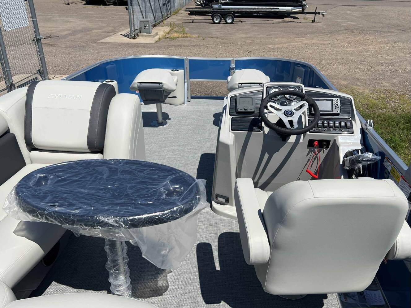 A photo of this 2026 Sylvan MIR 818 FISH