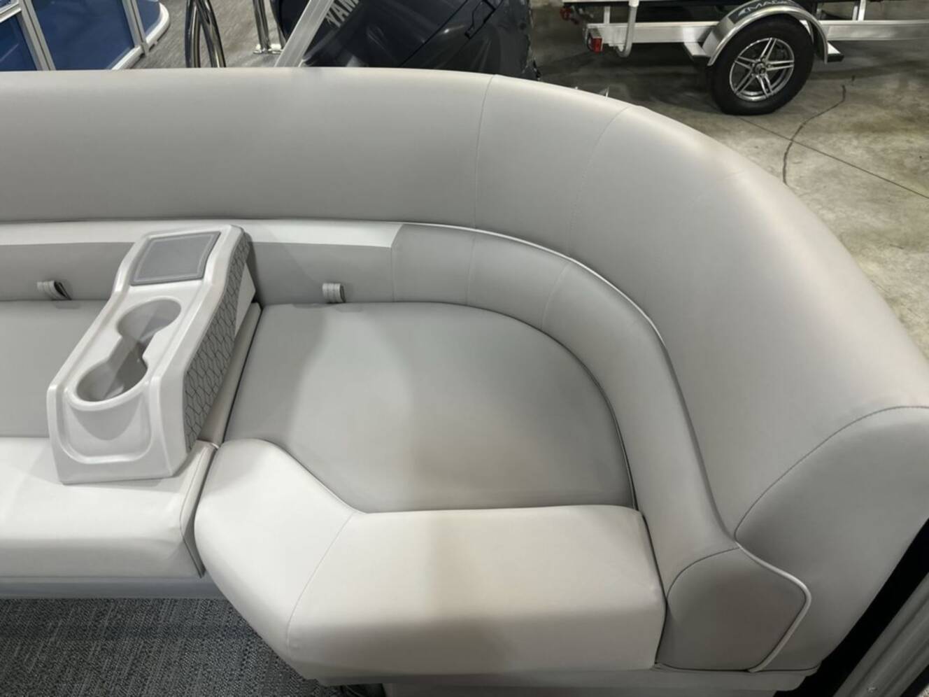A photo of this 2025 Sweetwater Xperience 2286 SBX