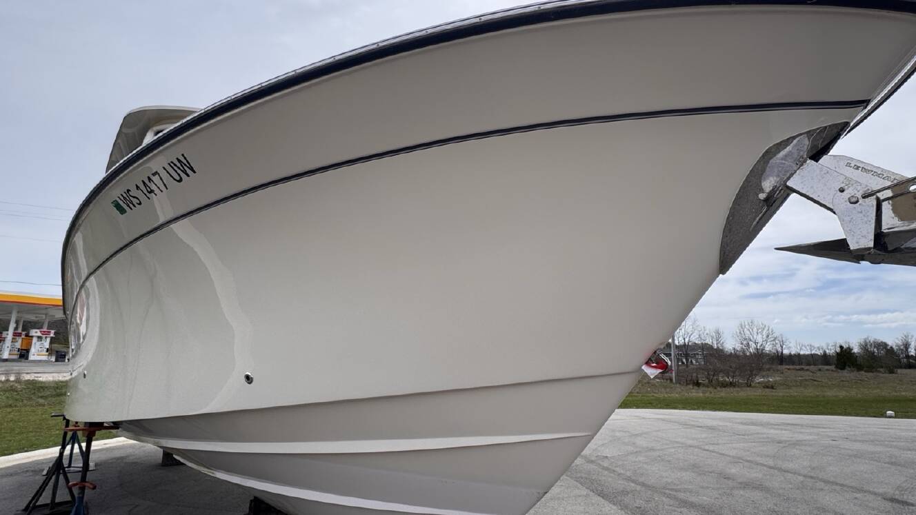 A photo of this 2021 Grady-White Freedom 335