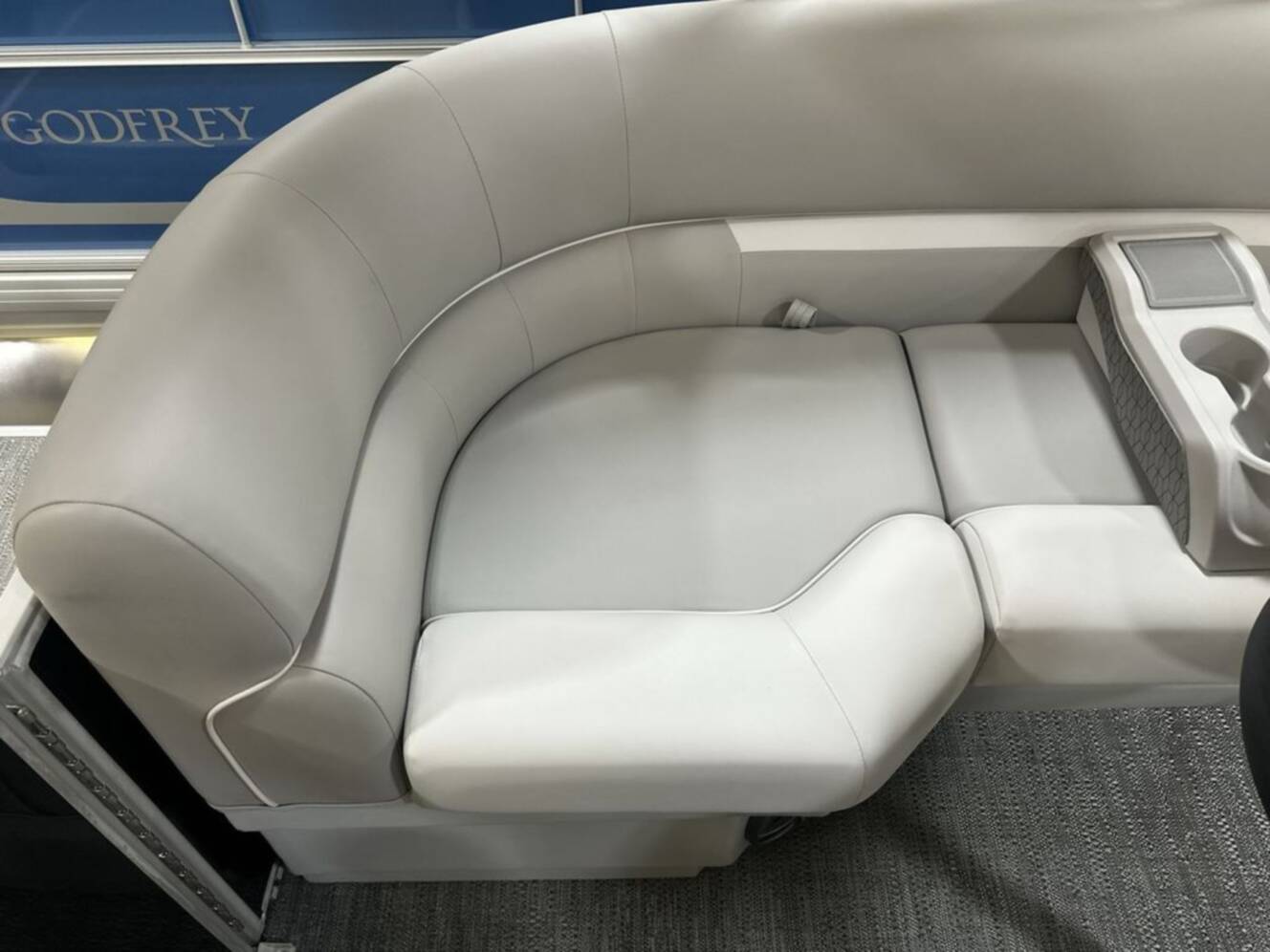 A photo of this 2025 Sweetwater Xperience 2286 SBX