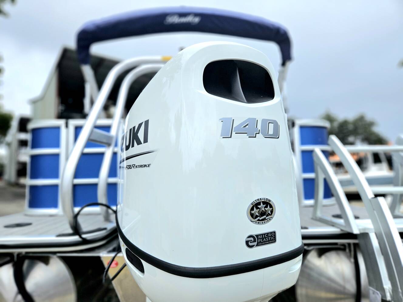 A photo of this 2026 Bentley Pontoons 203 Fish-N-Cruise