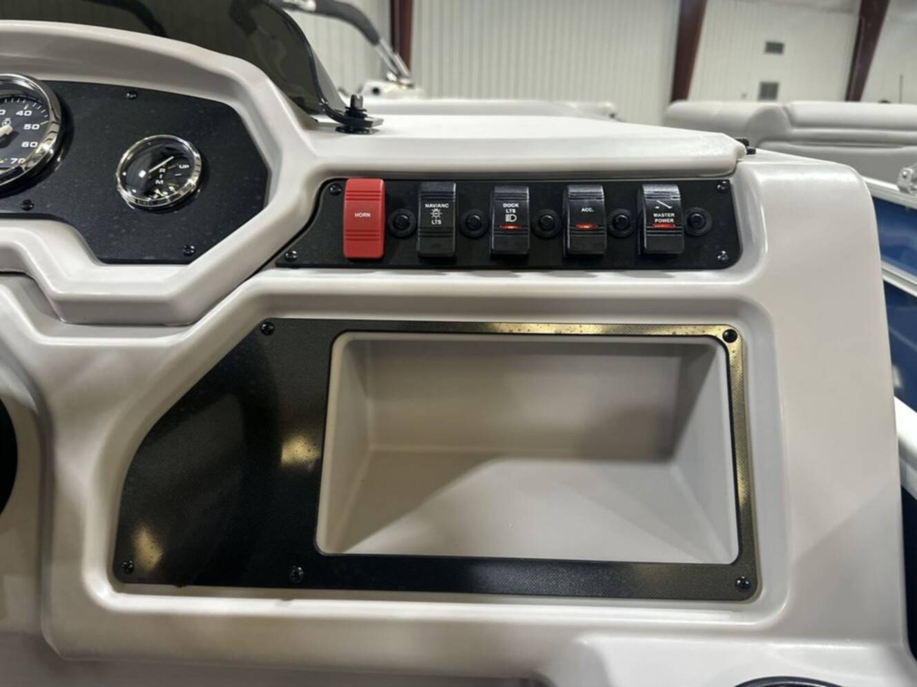 A photo of this 2025 Sweetwater Xperience 2286 SBX