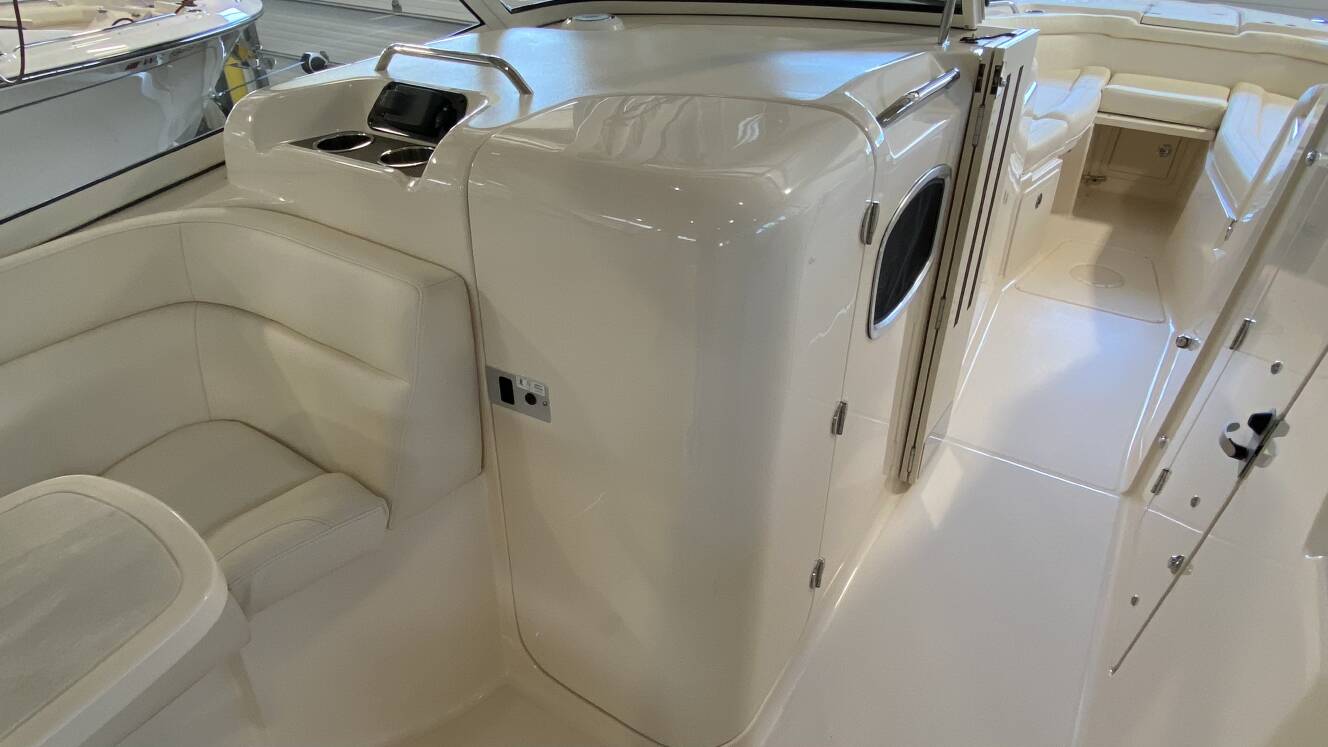 A photo of this 2021 Grady-White Freedom 335