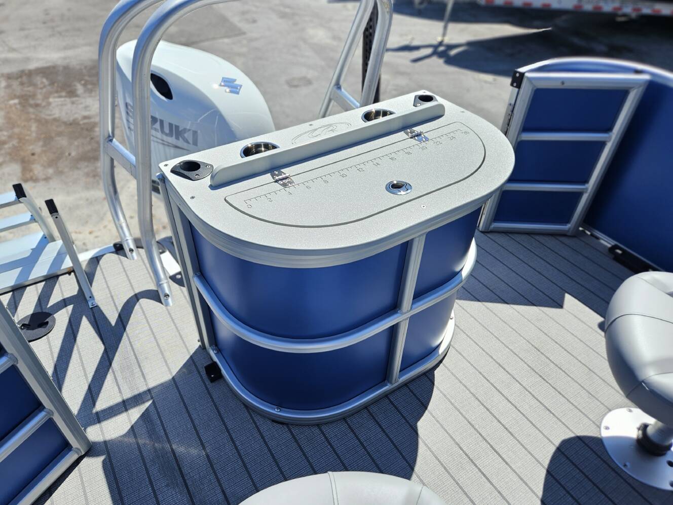 A photo of this 2026 Bentley Pontoons 203 Fish-N-Cruise