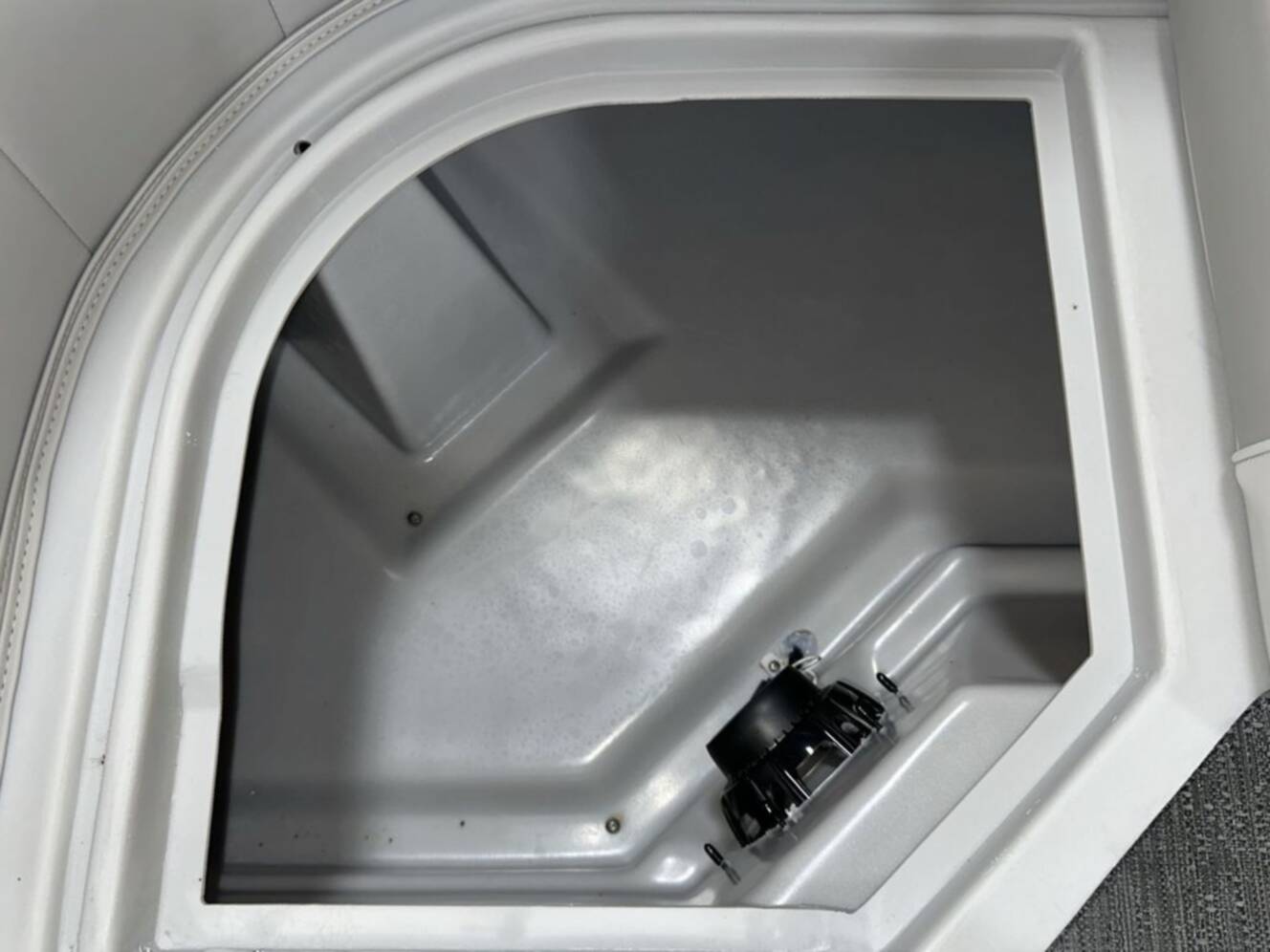 A photo of this 2025 Sweetwater Xperience 2286 SBX