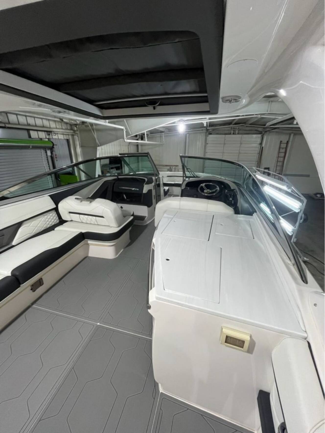 A photo of this 2022 Regal 33 OBX
