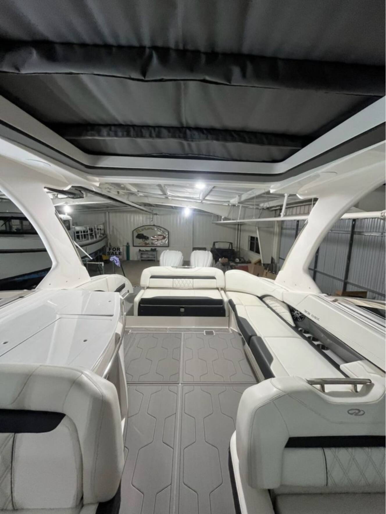 A photo of this 2022 Regal 33 OBX